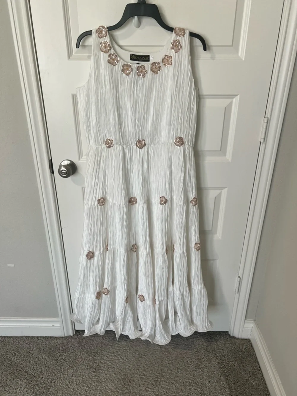 Brown Sequin jacket with long white gown (New with tag) - Picture 4 of 5